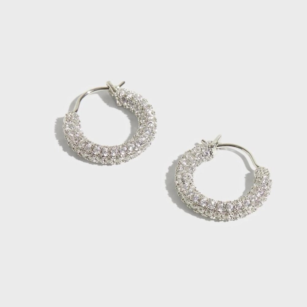 LUVAJ Silver PAVÉ BABY AMALFI Huggies! ｡･:*:･ﾟ★,｡･:*:･ﾟ☆｡･:*:･ﾟ★,｡･:*:･ﾟ☆